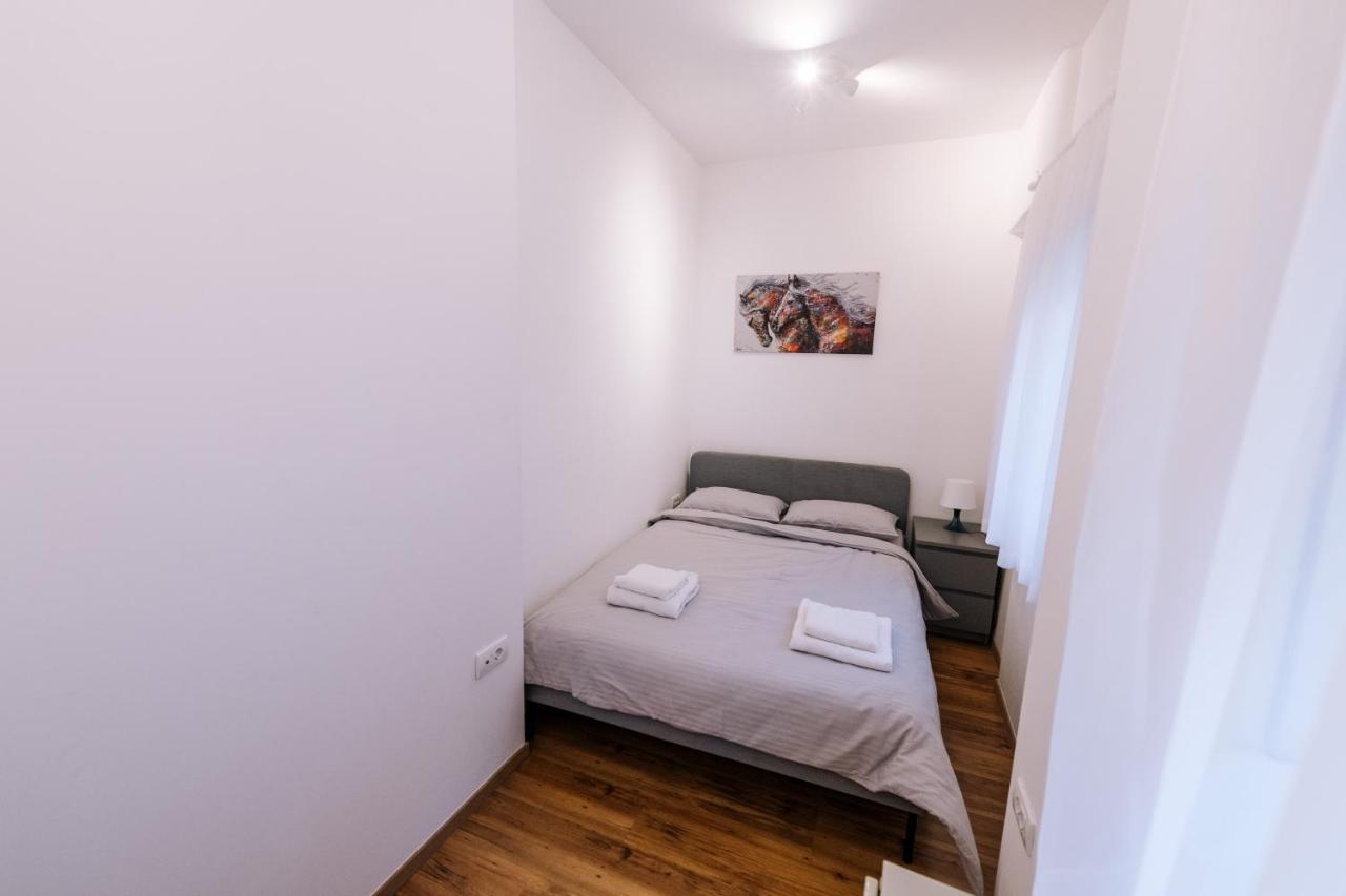 Ferienwohnung Marshal Doctor Belgrad Exterior foto